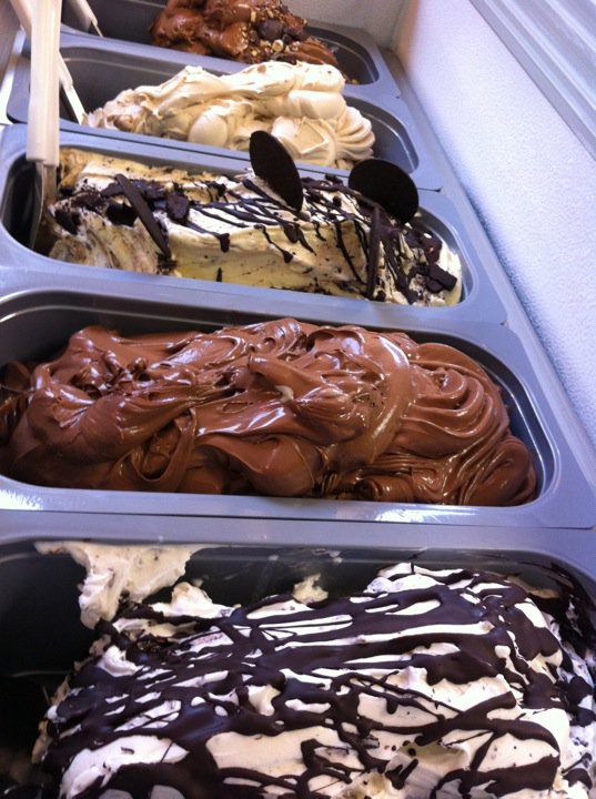 182738_192278420792520_5745103_n